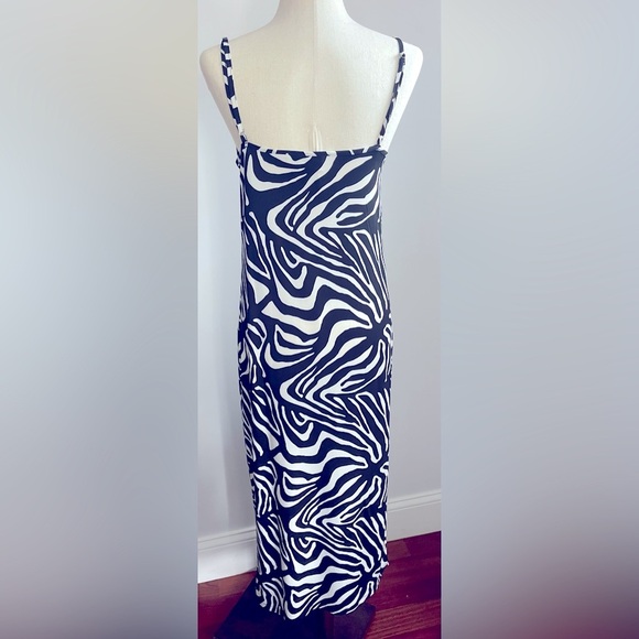 Vila cami maxi dress in zebra print - Picture 8 of 10